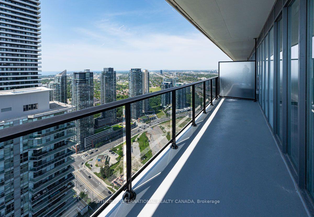 70 Annie Craig Drive 4805, Toronto Unit: 4805