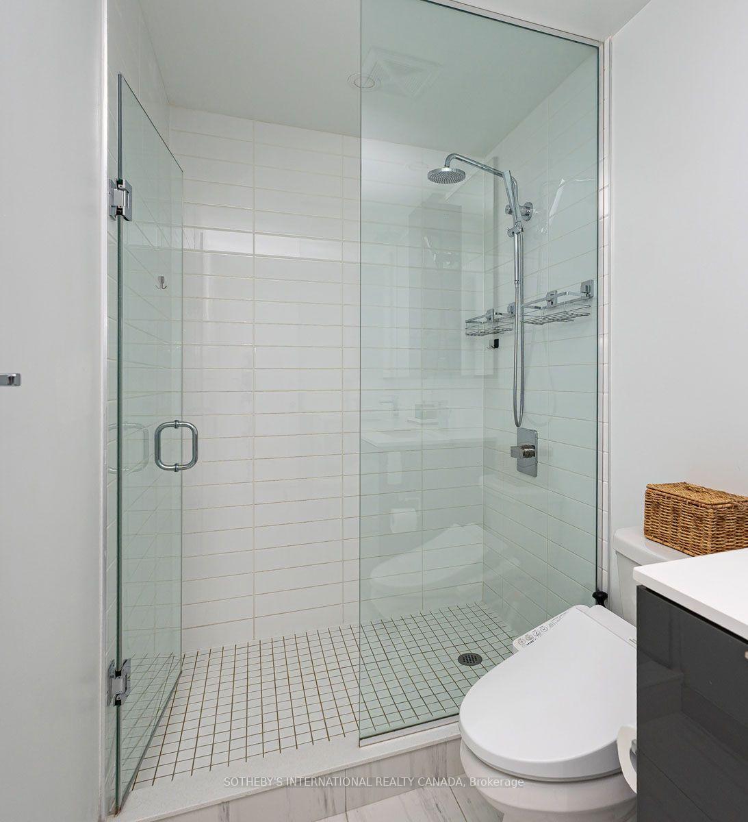 70 Annie Craig Drive 4805, Toronto Unit: 4805