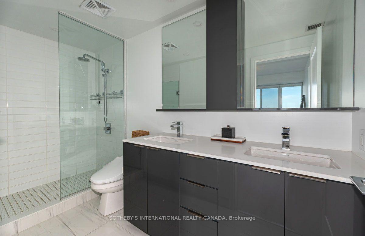 70 Annie Craig Drive 4805, Toronto Unit: 4805