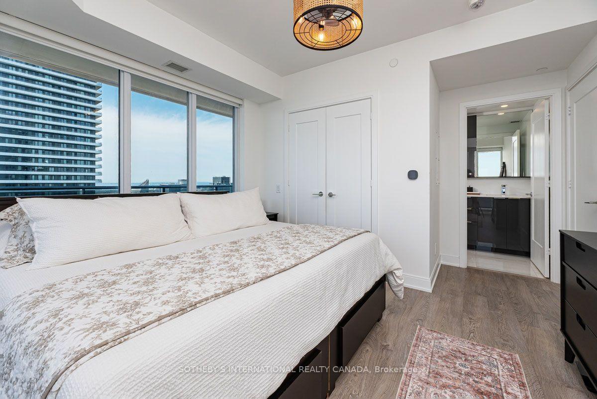 70 Annie Craig Drive 4805, Toronto Unit: 4805