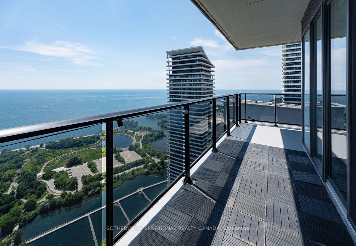 70 Annie Craig Drive 4805, Toronto Unit: 4805