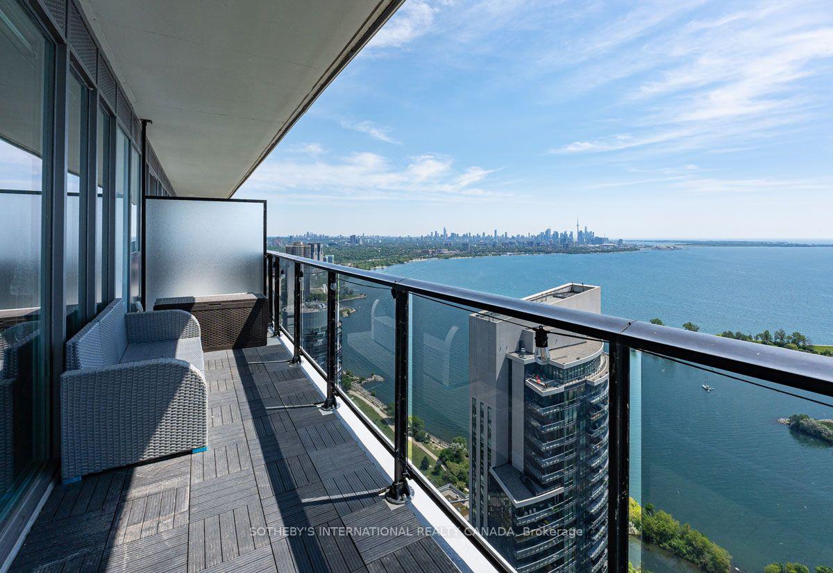 70 Annie Craig Drive 4805, Toronto Unit: 4805