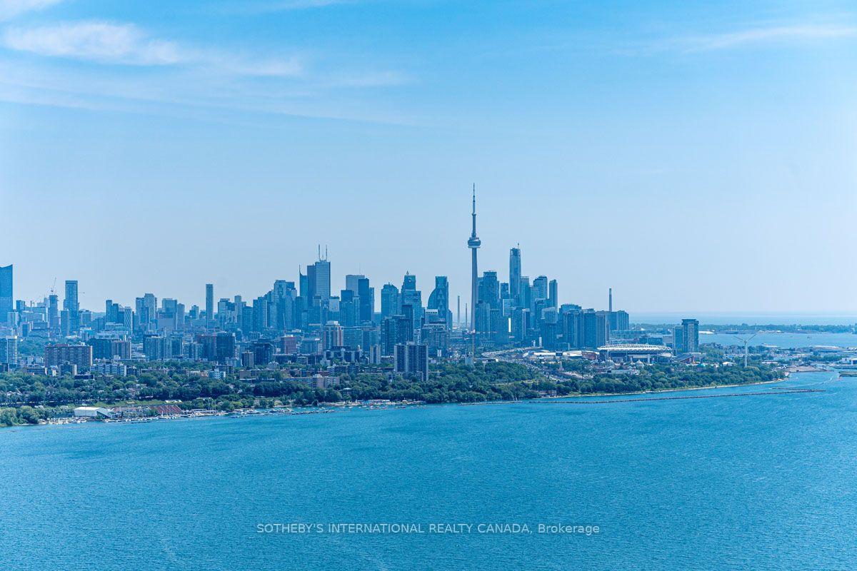 70 Annie Craig Drive 4805, Toronto Unit: 4805