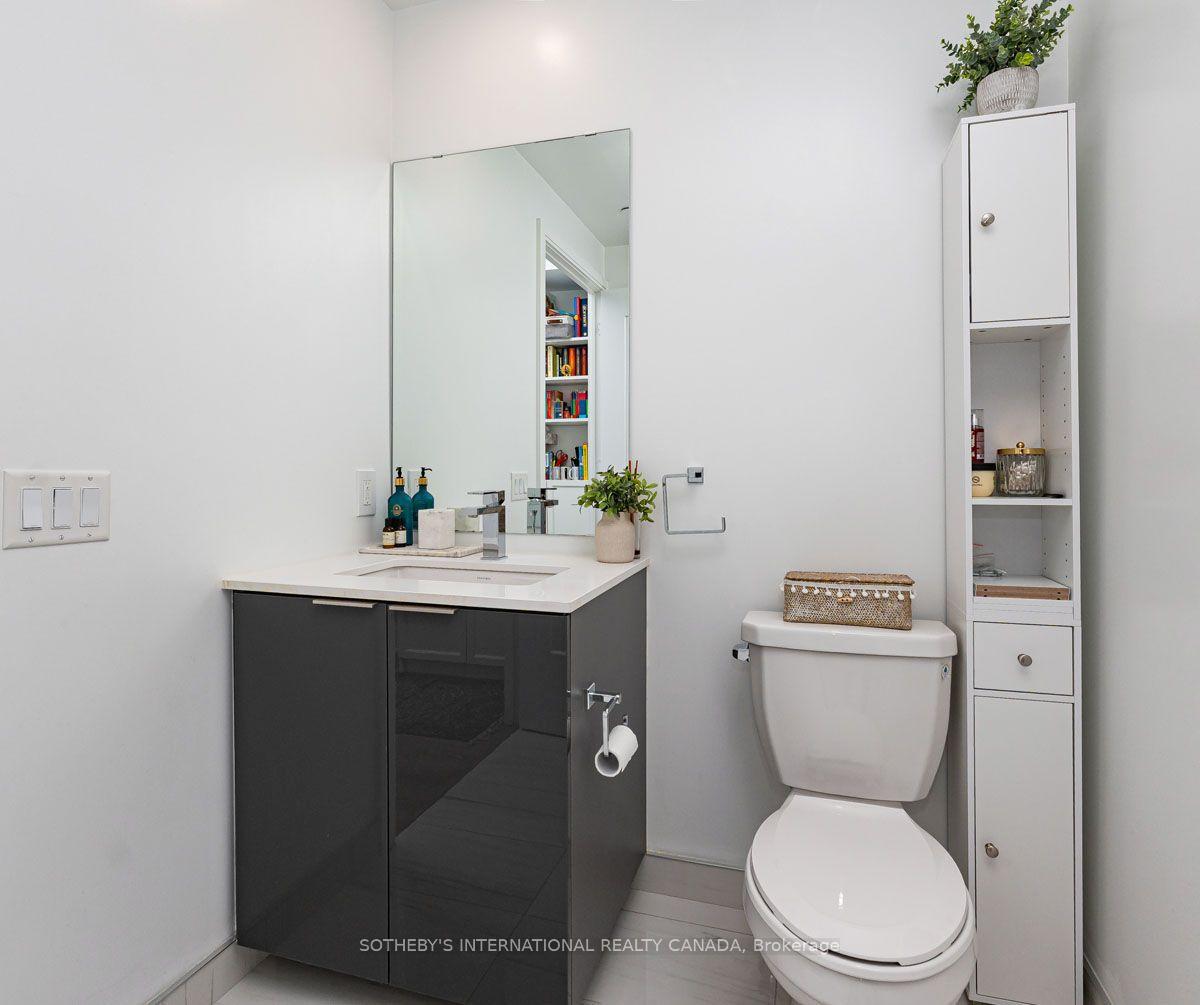 70 Annie Craig Drive 4805, Toronto Unit: 4805