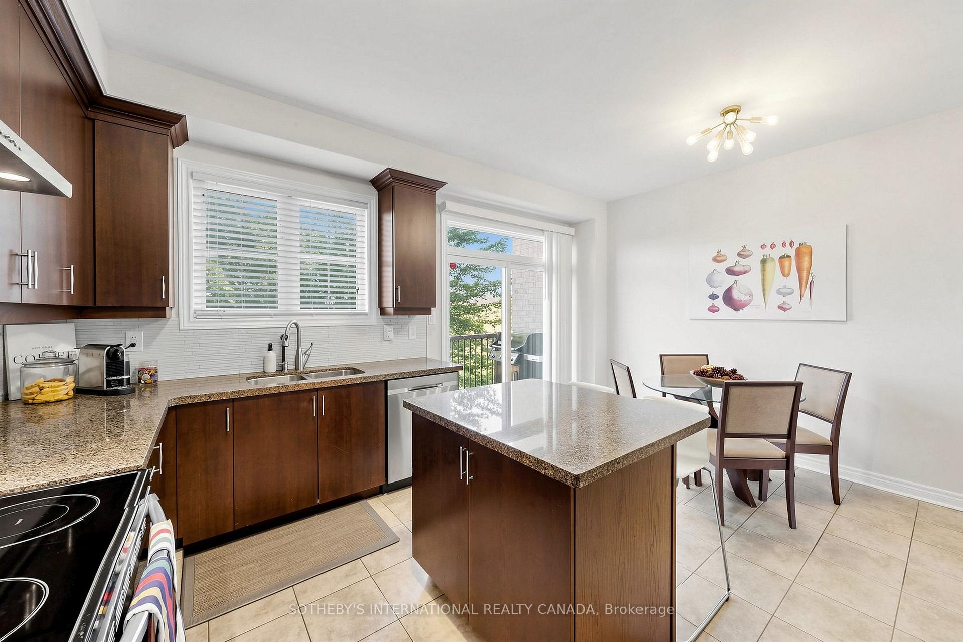 38 Cedar Lake Crescent