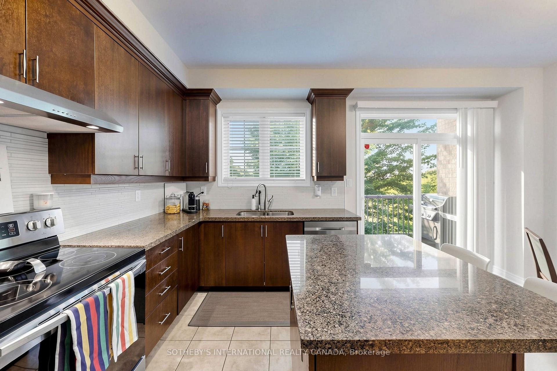 38 Cedar Lake Crescent