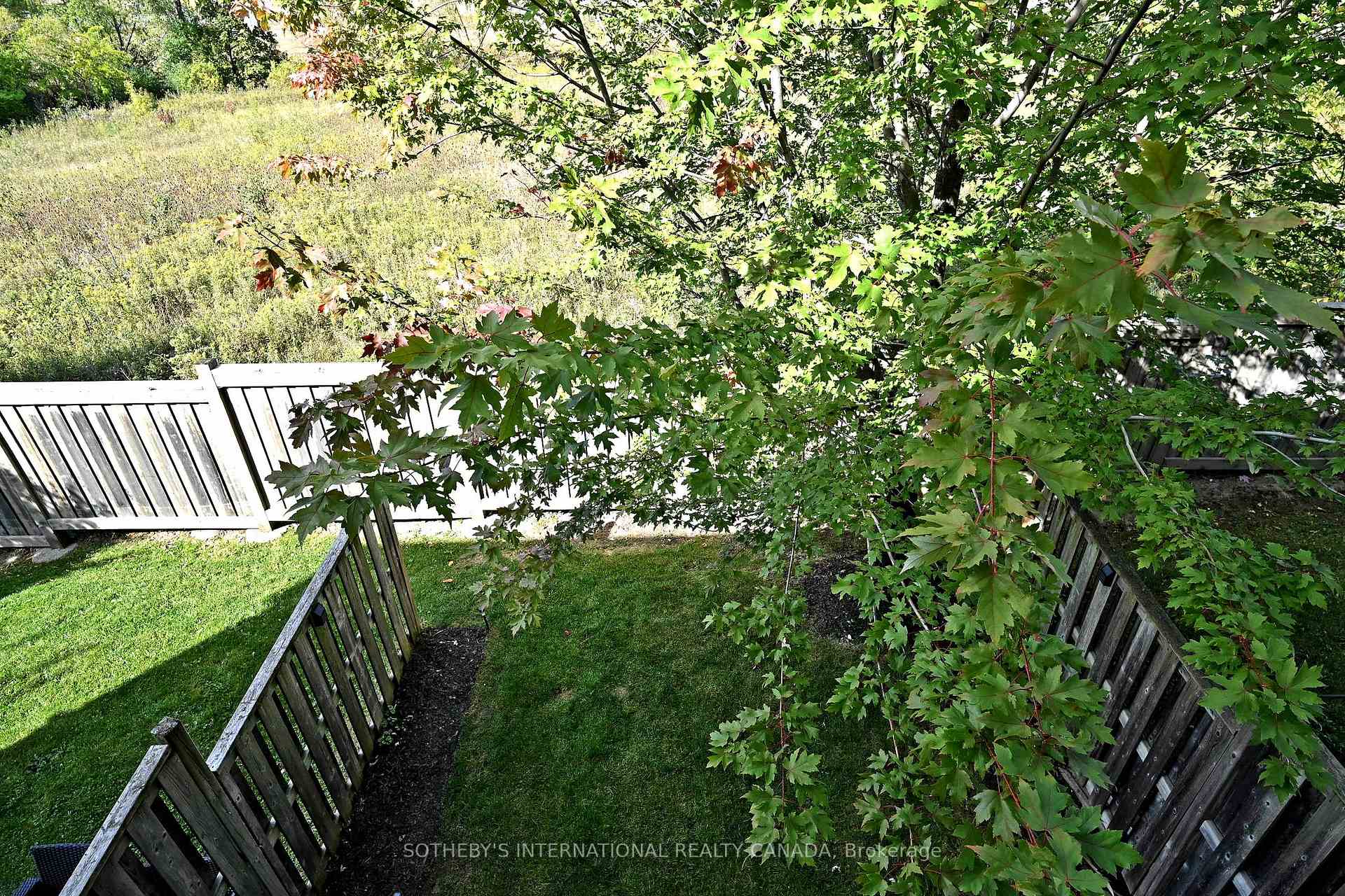 38 Cedar Lake Crescent