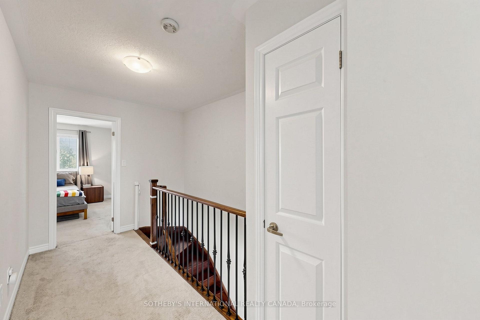 38 Cedar Lake Crescent