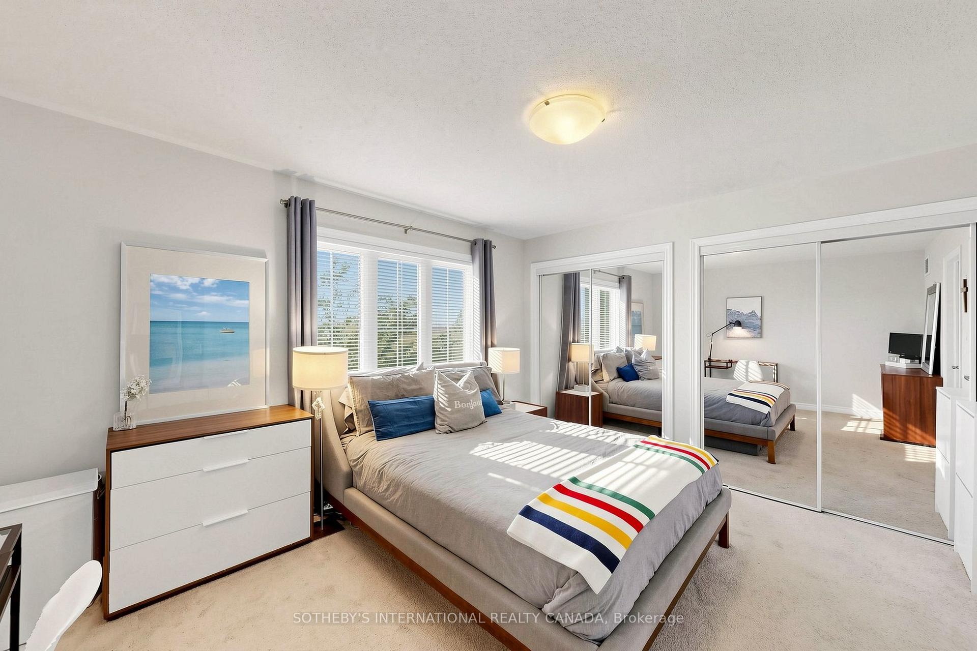 38 Cedar Lake Crescent