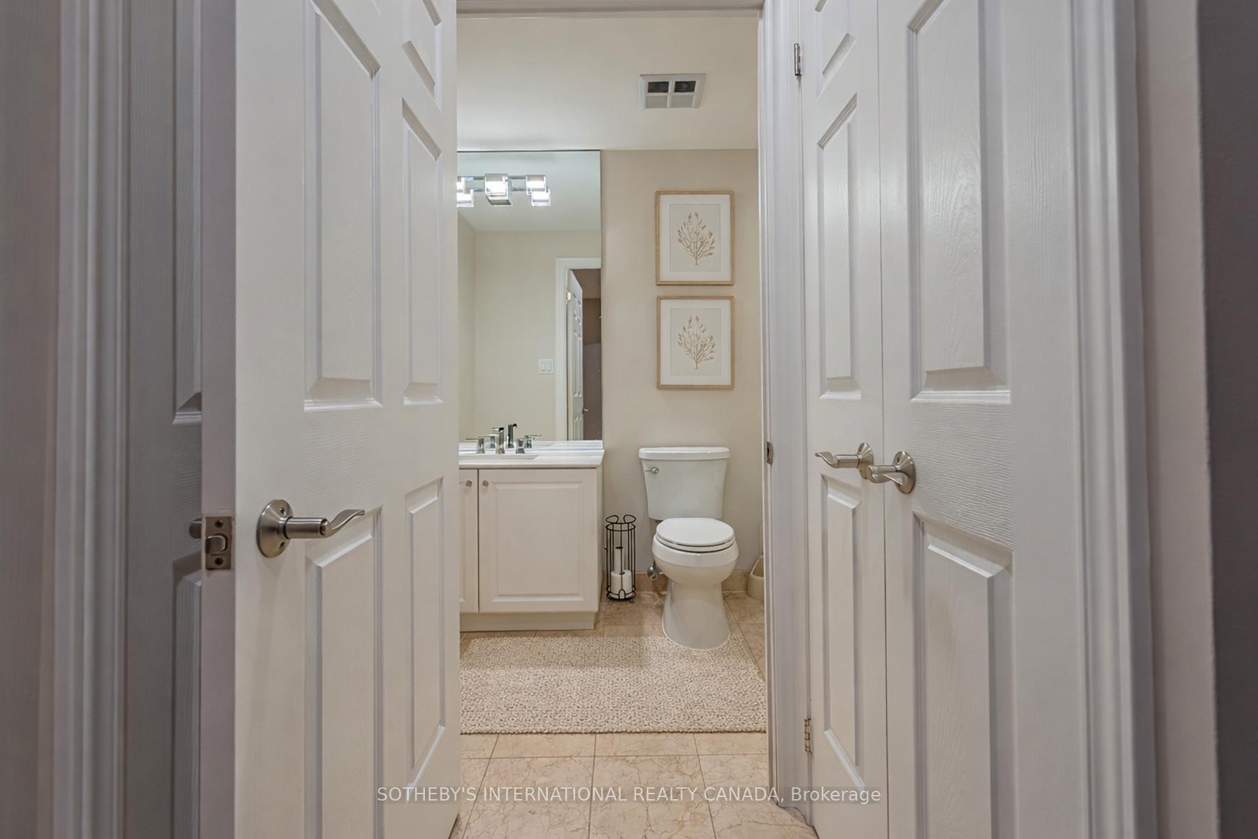 3085 Bloor Street W 108, Toronto Unit: 108