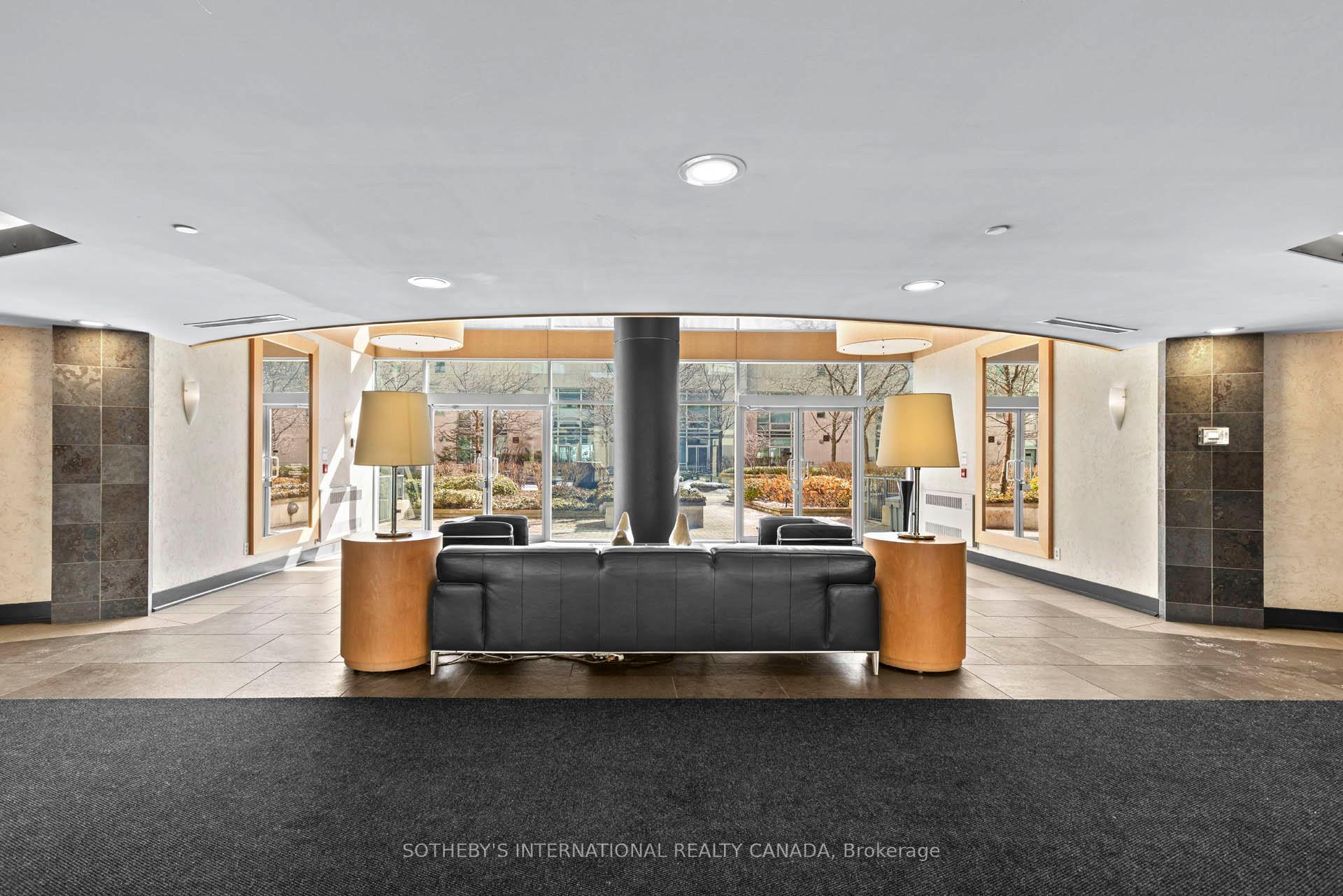 5 Marine Parade Drive 1013, Toronto Unit: 1013