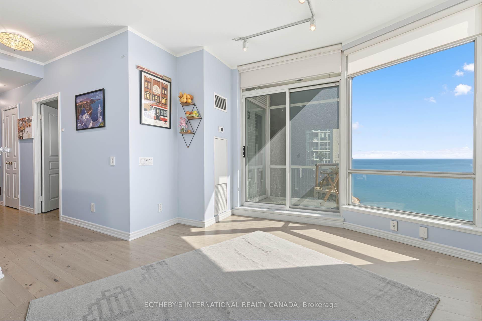 5 Marine Parade Drive 1013, Toronto Unit: 1013