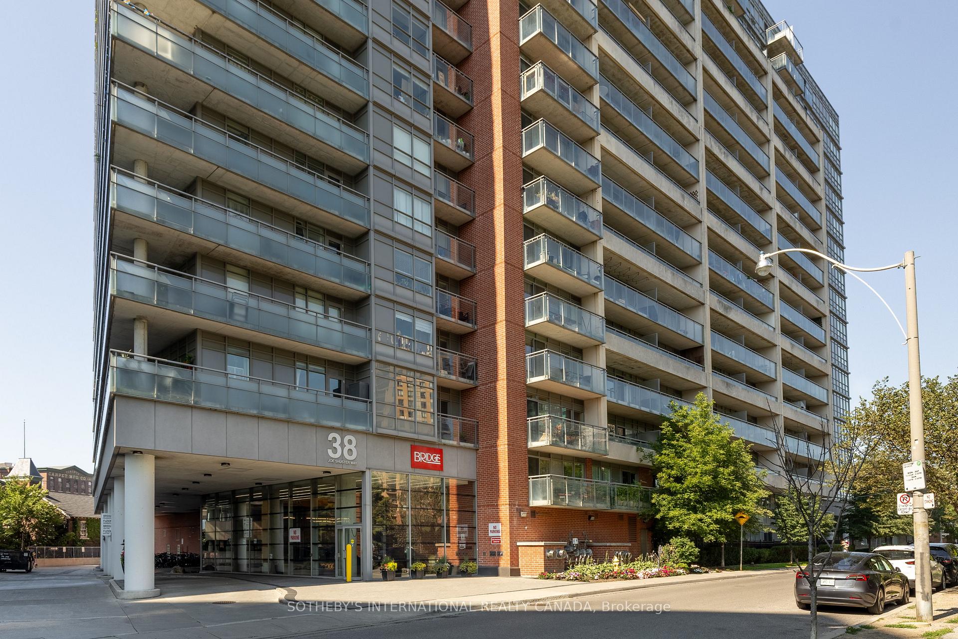38 Joe Shuster Way 1619, Toronto Unit: 1619