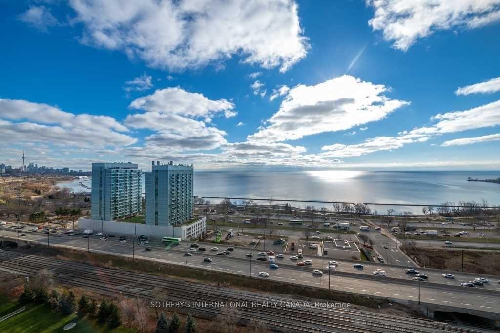 15 Windermere Avenue 2007, Toronto Unit: 2007