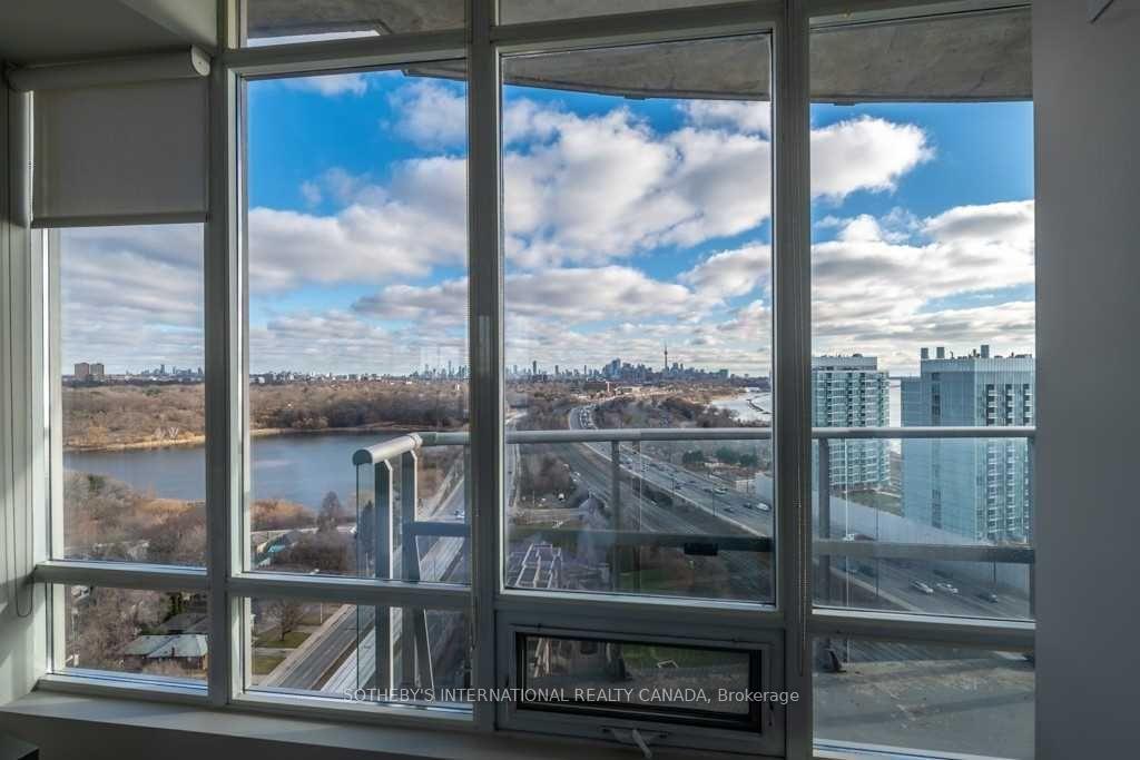 15 Windermere Avenue 2007, Toronto Unit: 2007