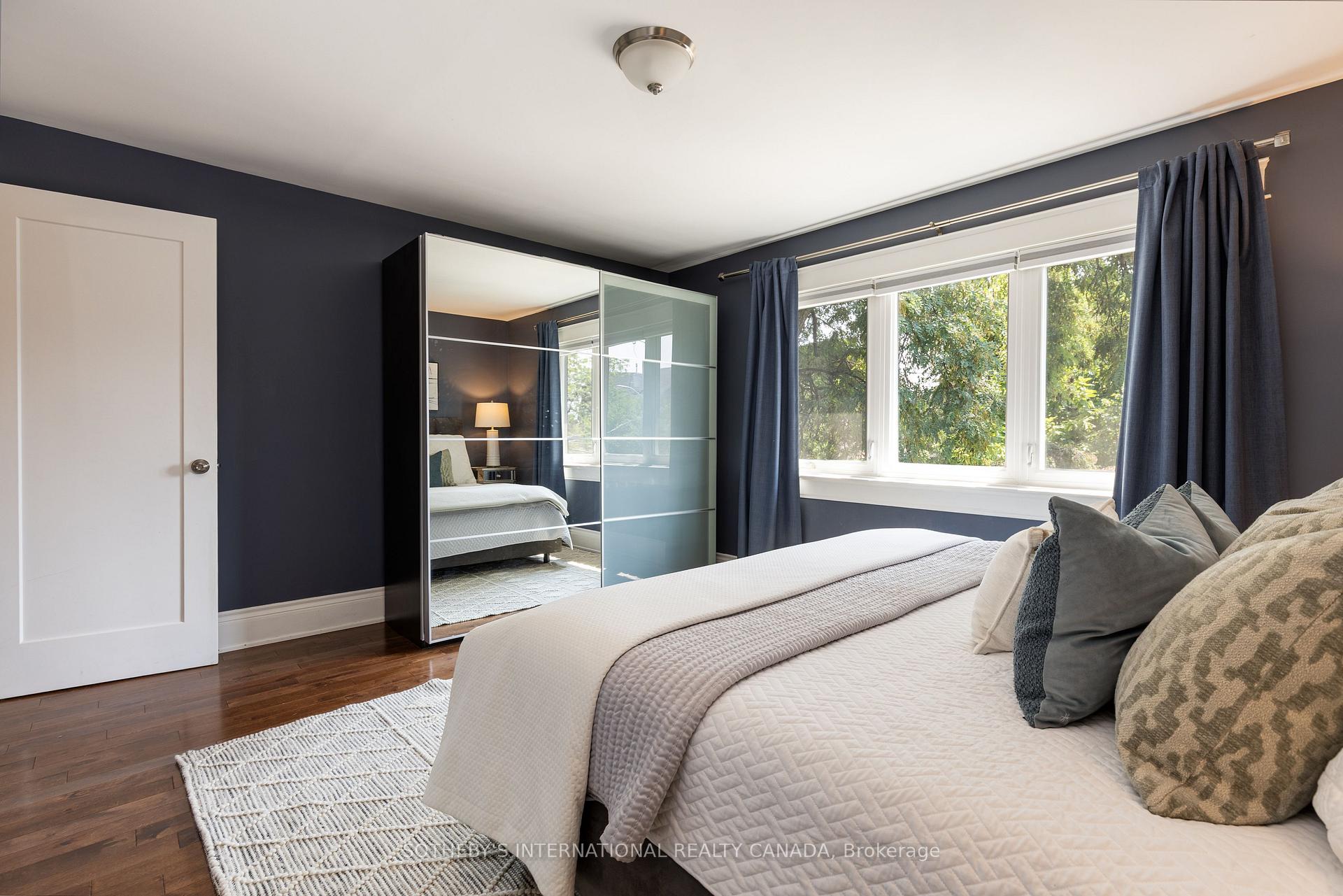2 Rexford Road, Toronto