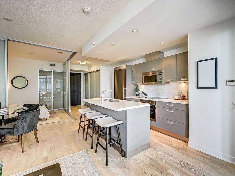 88 Park Lawn Road 2710, Toronto Unit: 2710