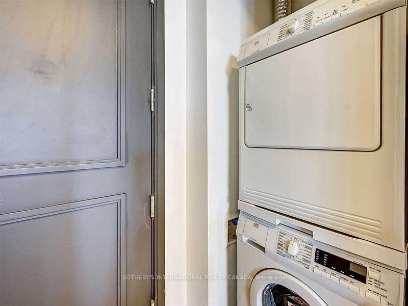 88 Park Lawn Road 2710, Toronto Unit: 2710