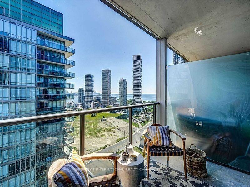 88 Park Lawn Road 2710, Toronto Unit: 2710