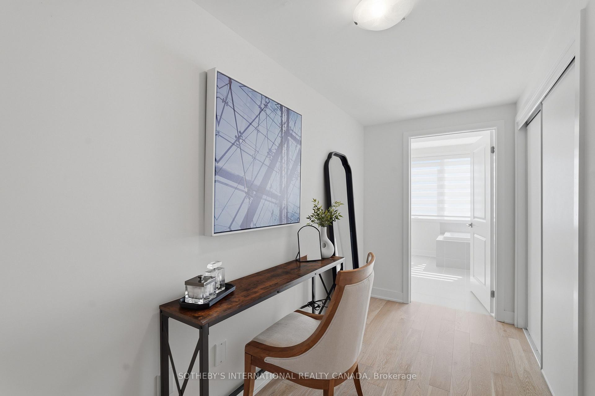 60 William Duncan Road, Toronto