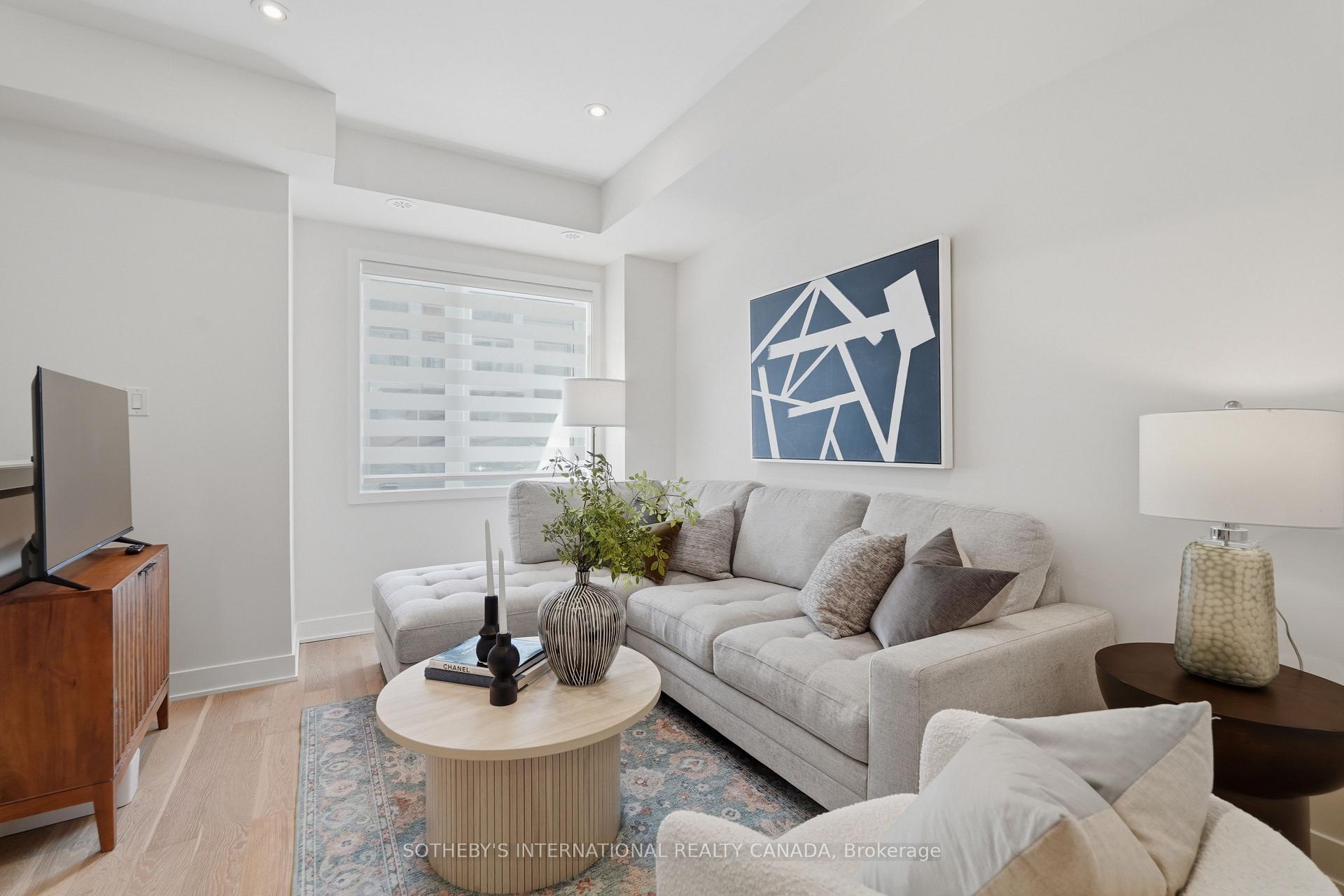 60 William Duncan Road, Toronto