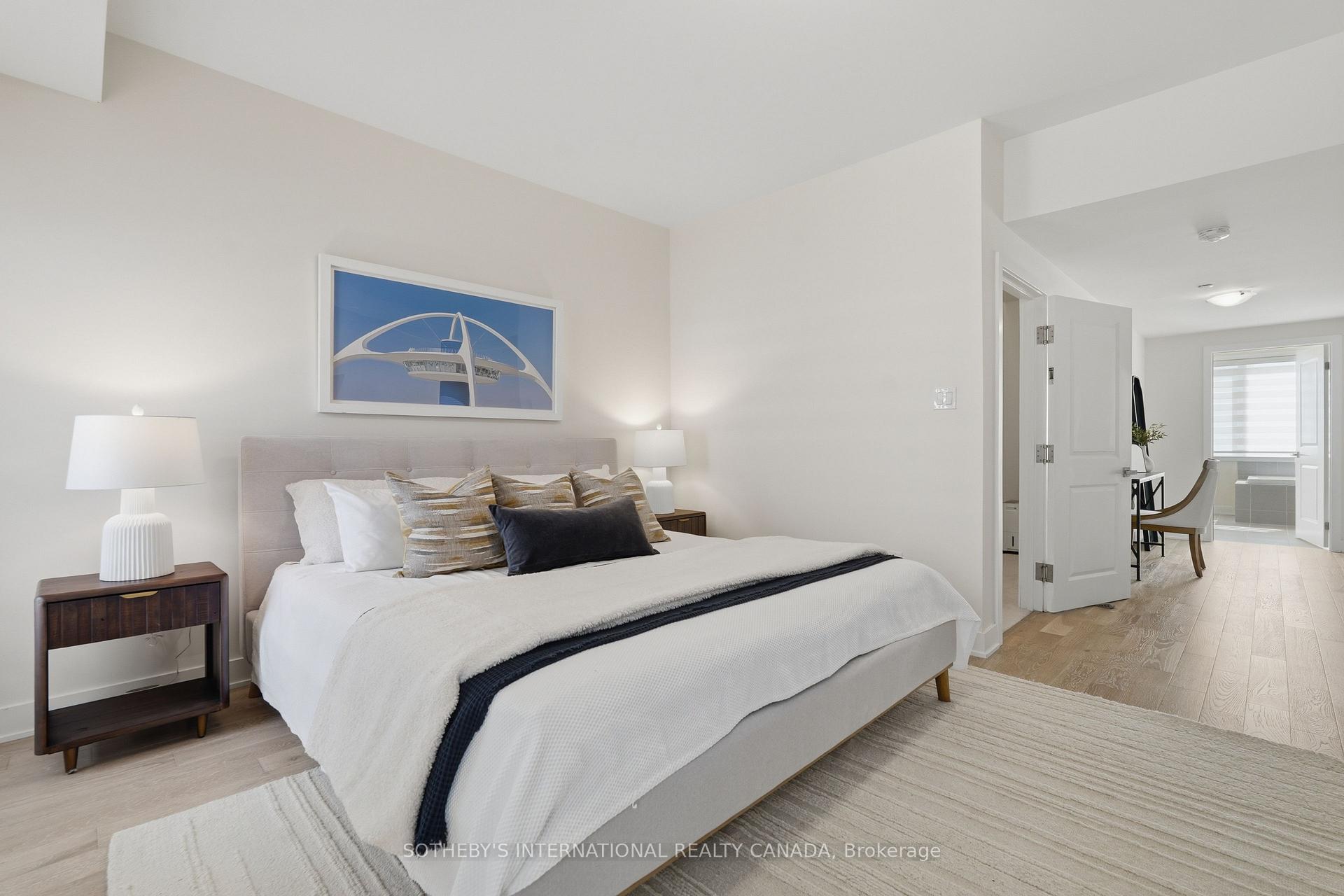 60 William Duncan Road, Toronto
