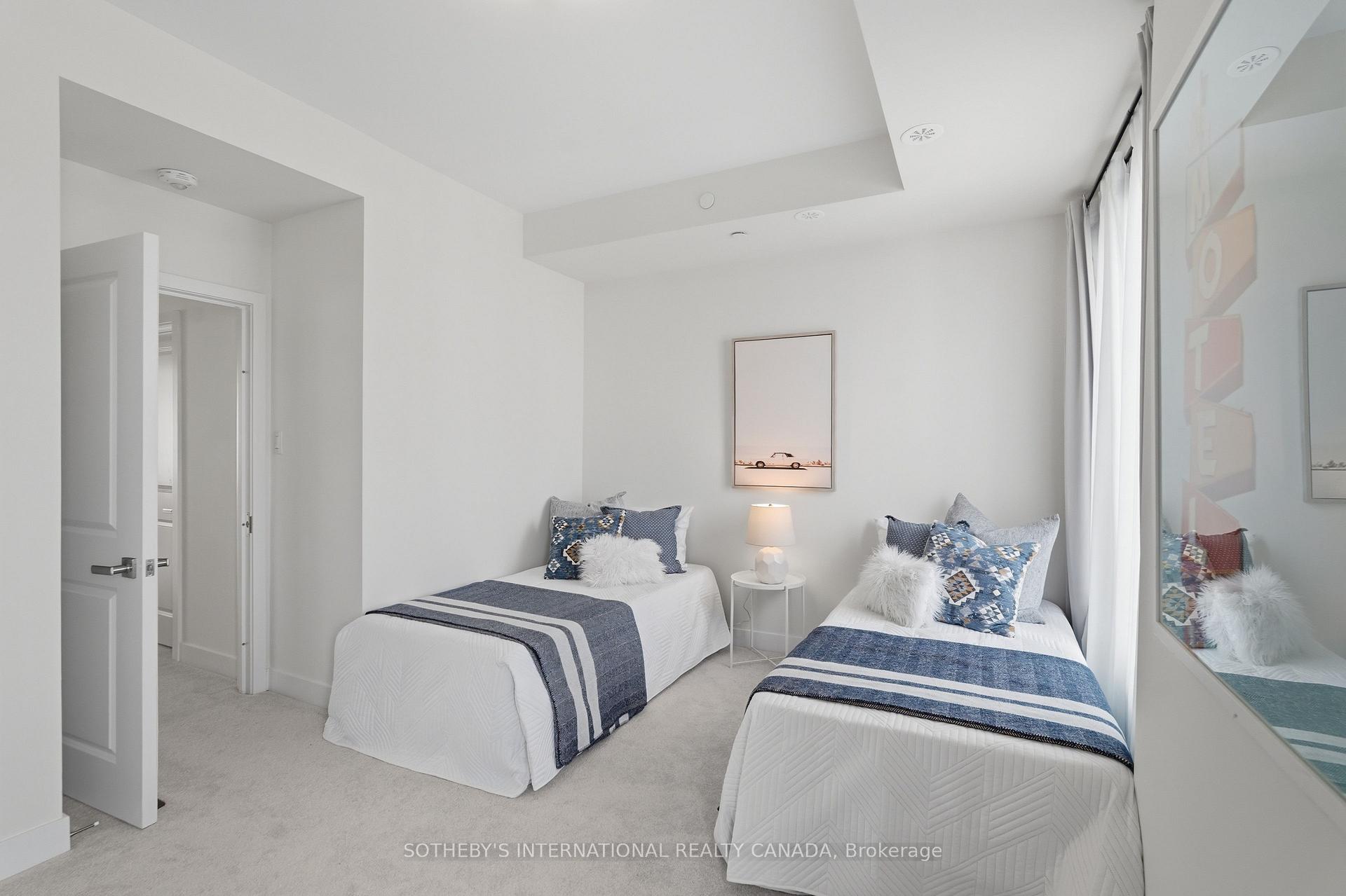 60 William Duncan Road, Toronto