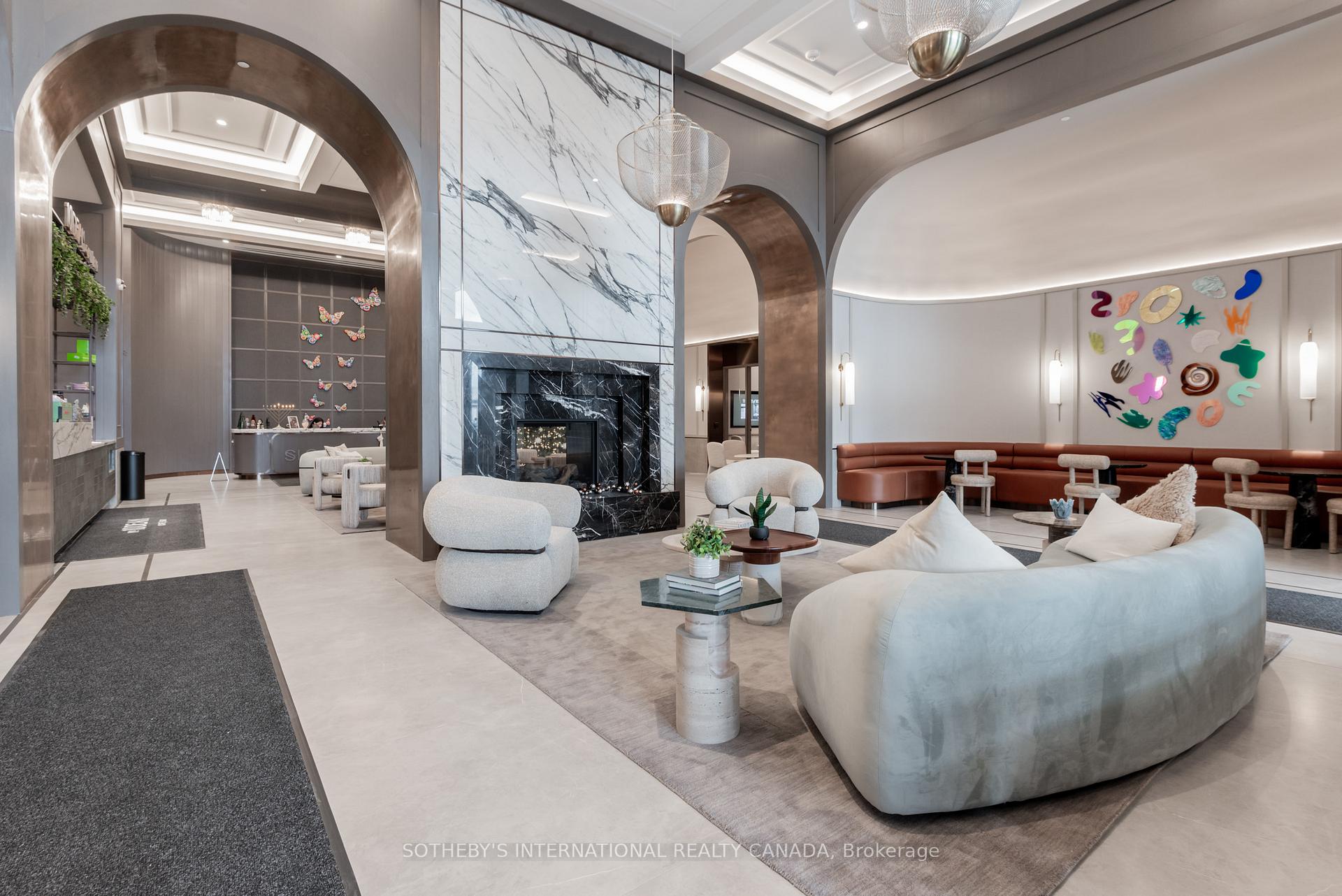 29 York Garden Way 1706, Toronto Unit: 1706