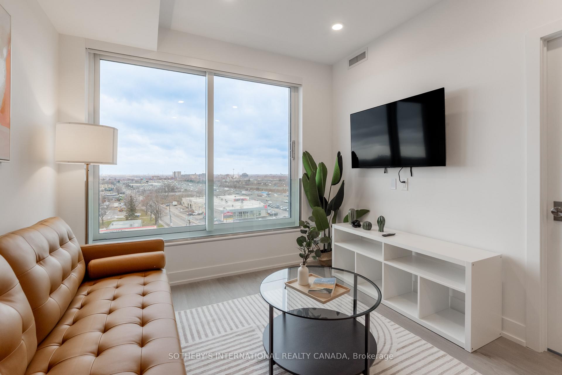 29 York Garden Way 1706, Toronto Unit: 1706