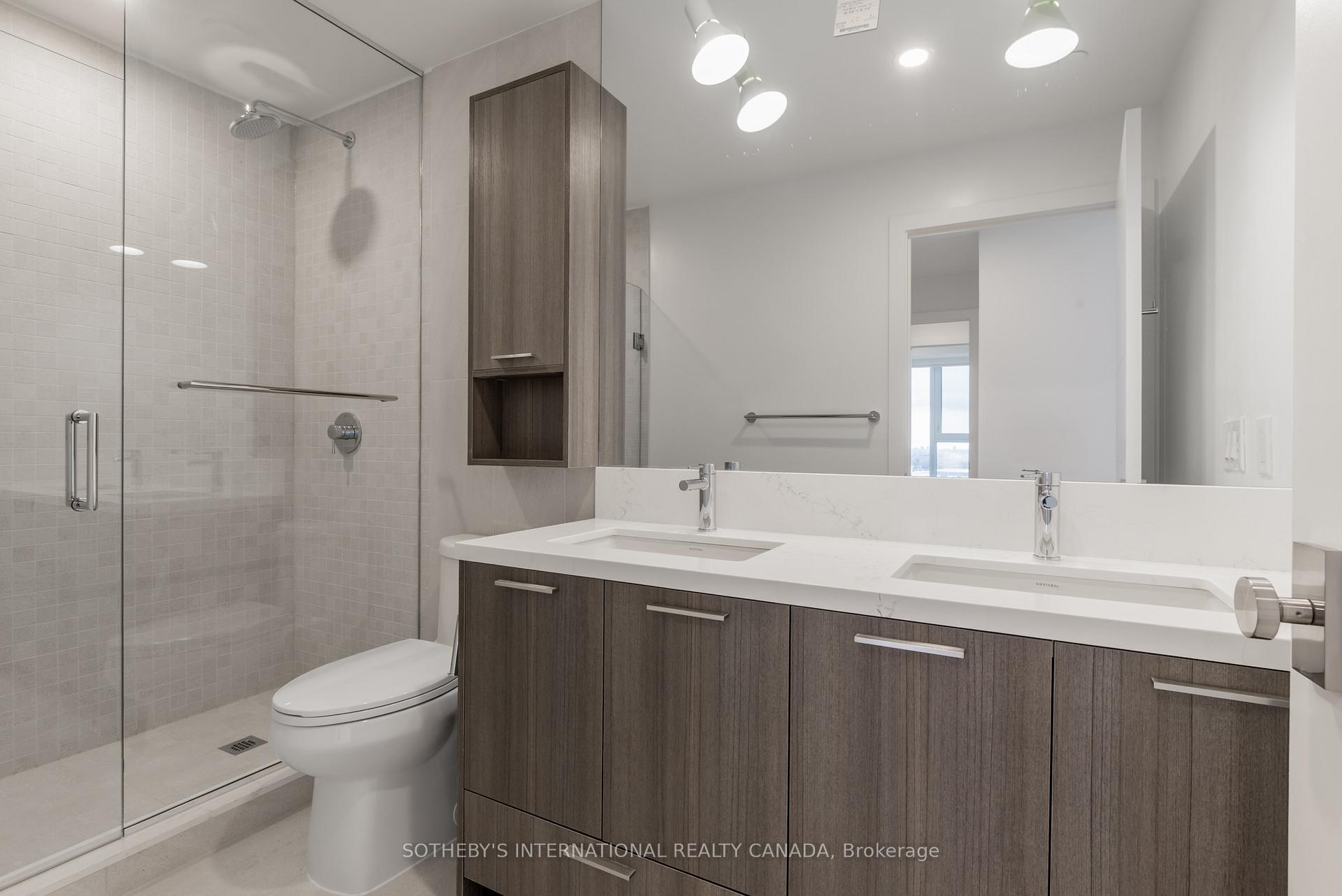 29 York Garden Way 2209, Toronto Unit: 2209