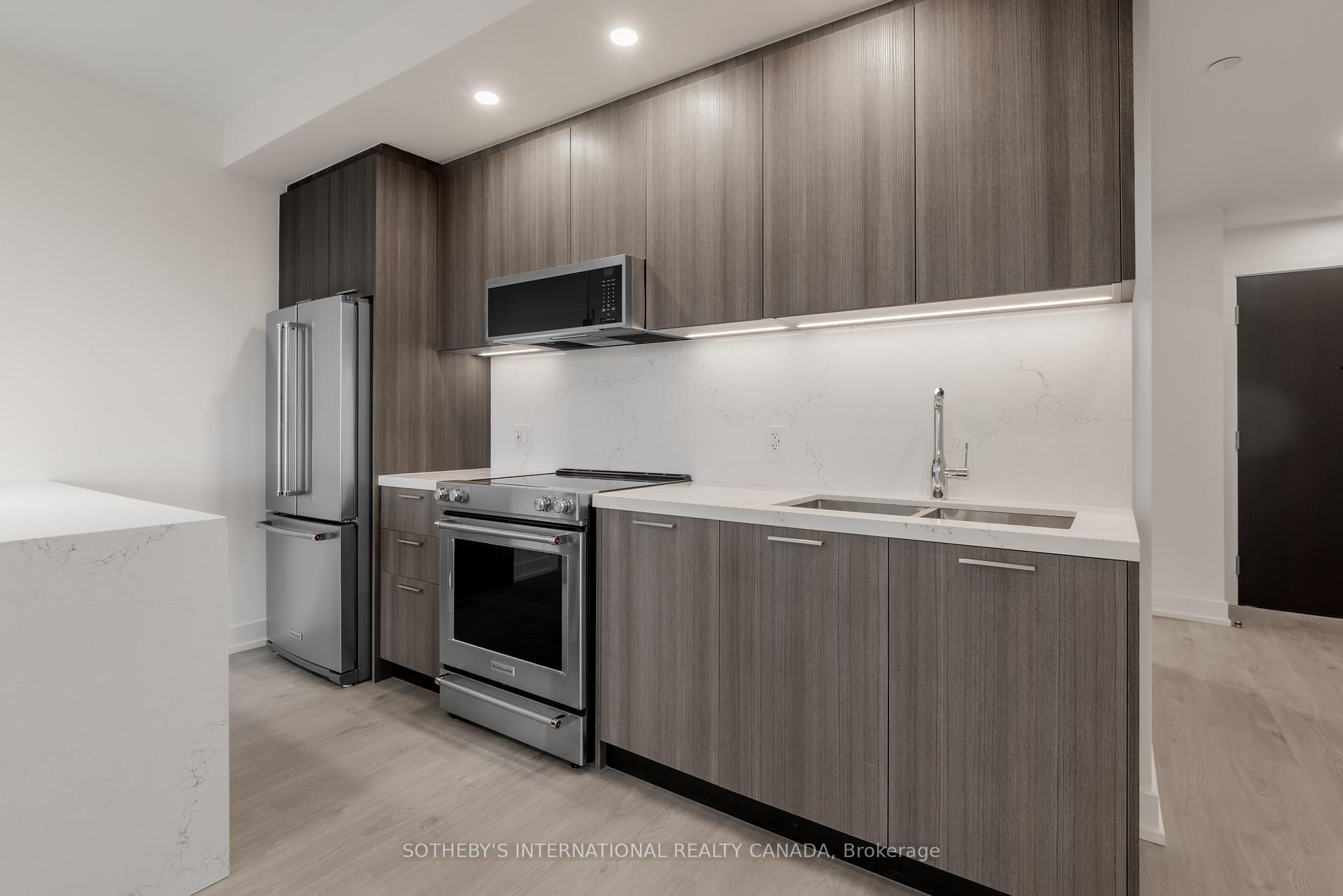 31 York Garden Way 1003, Toronto Unit: 1003