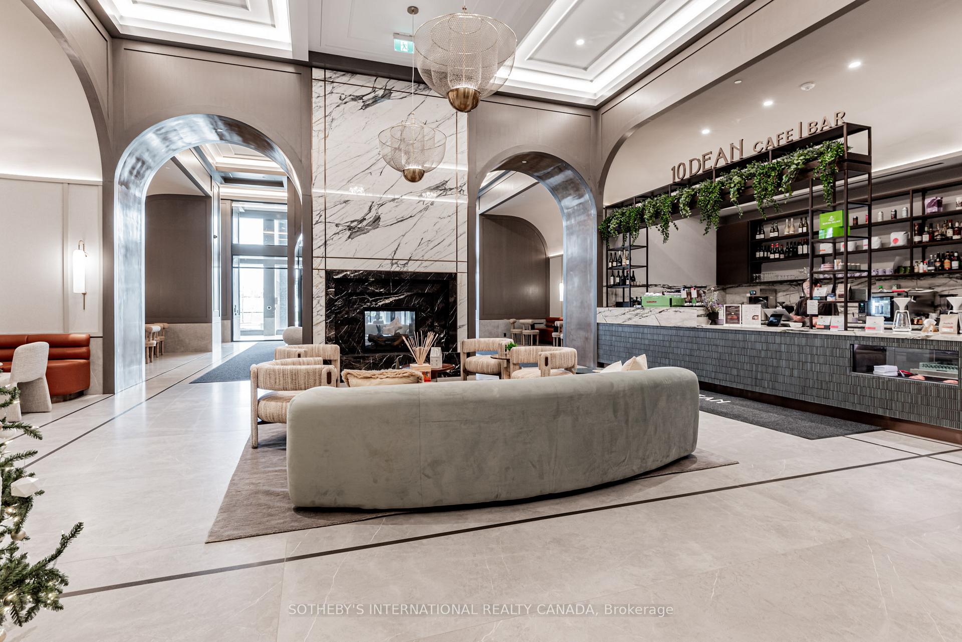 31 York Garden Way 1003, Toronto Unit: 1003