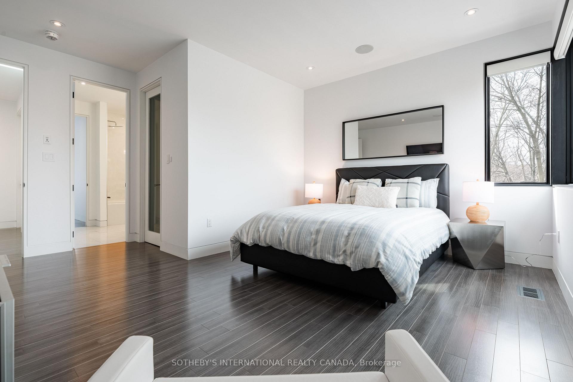 1388 Acton Crescent
