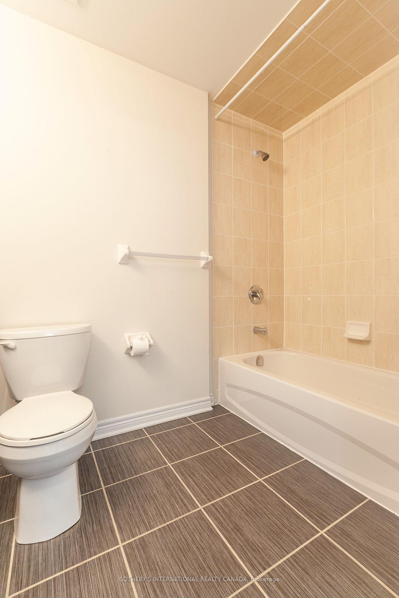 216 Oak Park Boulevard 315