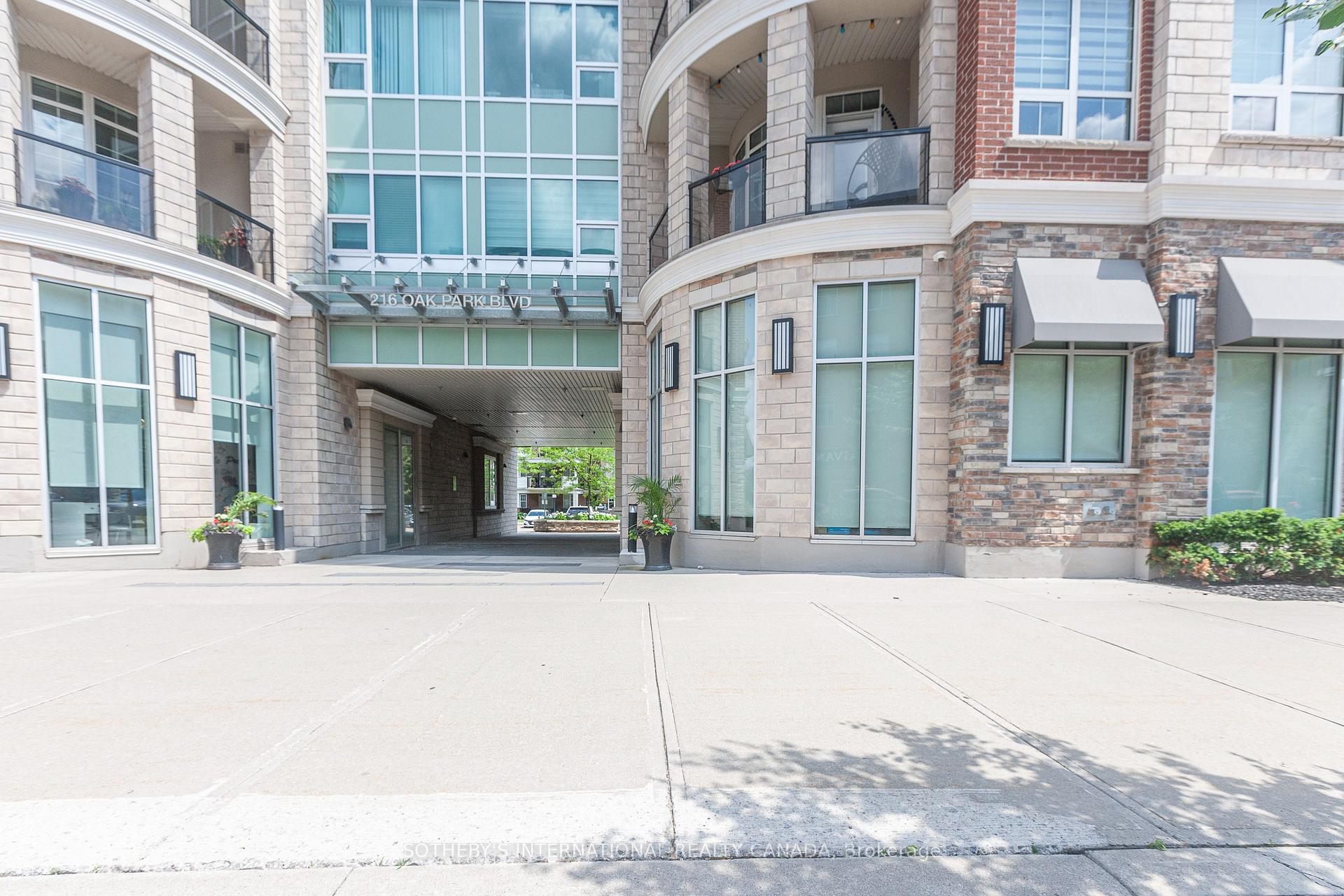 216 Oak Park Boulevard 315