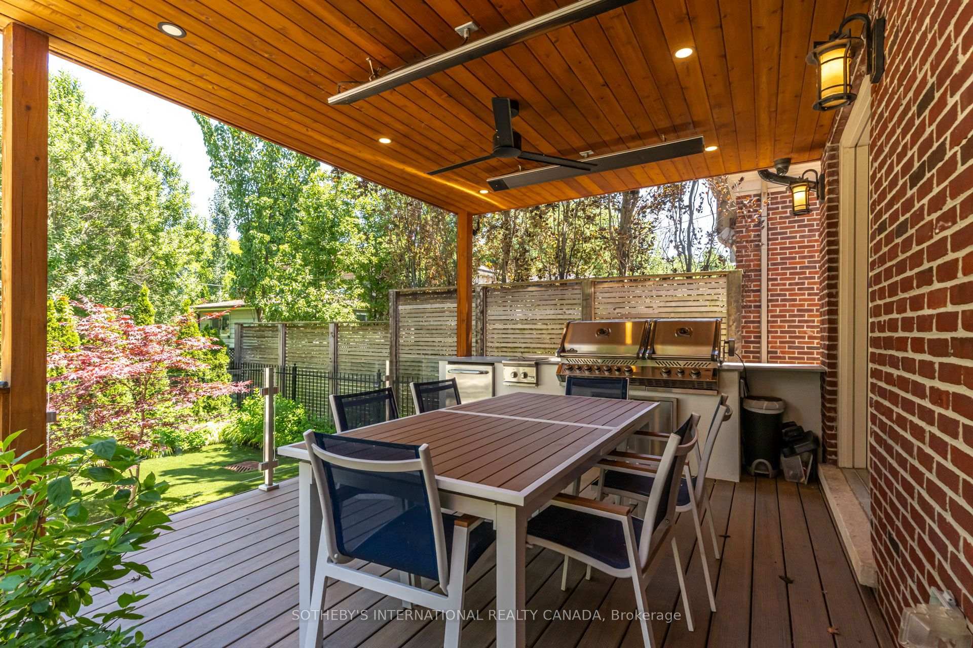 29 Oakwood Avenue