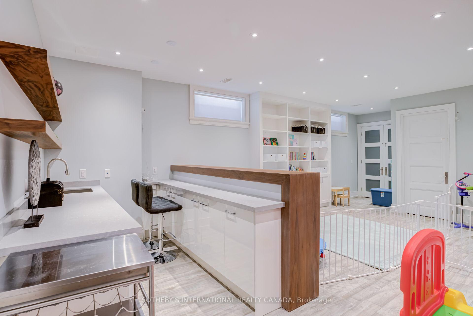 29 Oakwood Avenue