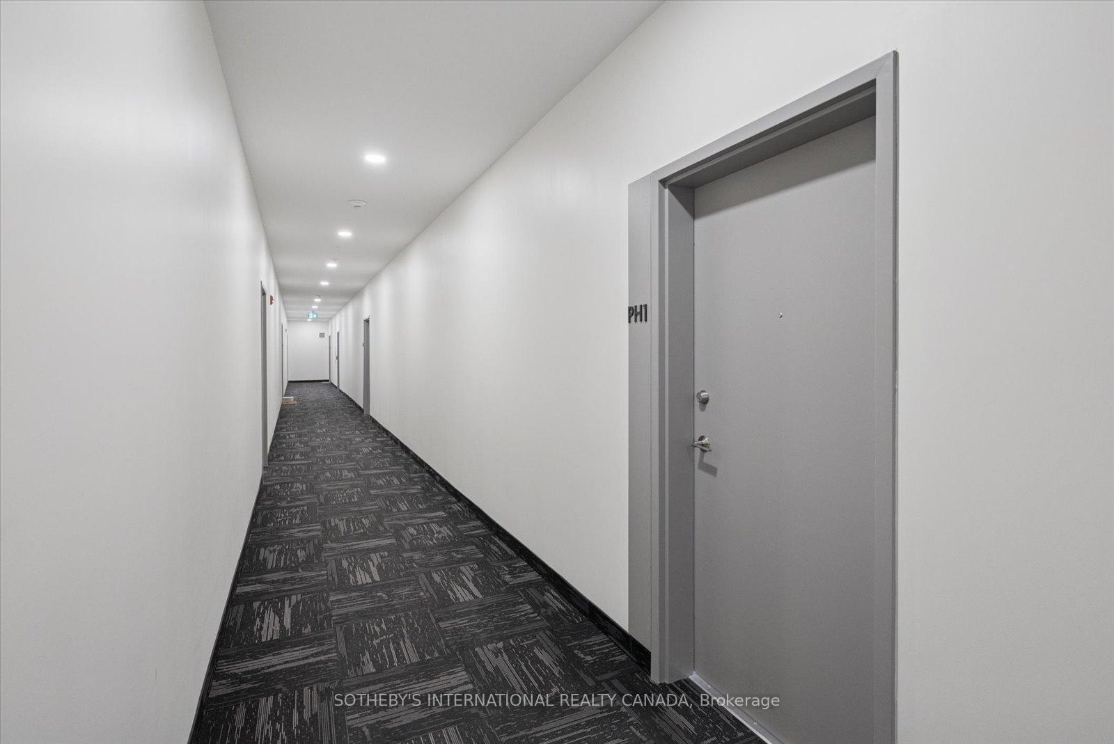 19A West Street N Penthouse 1