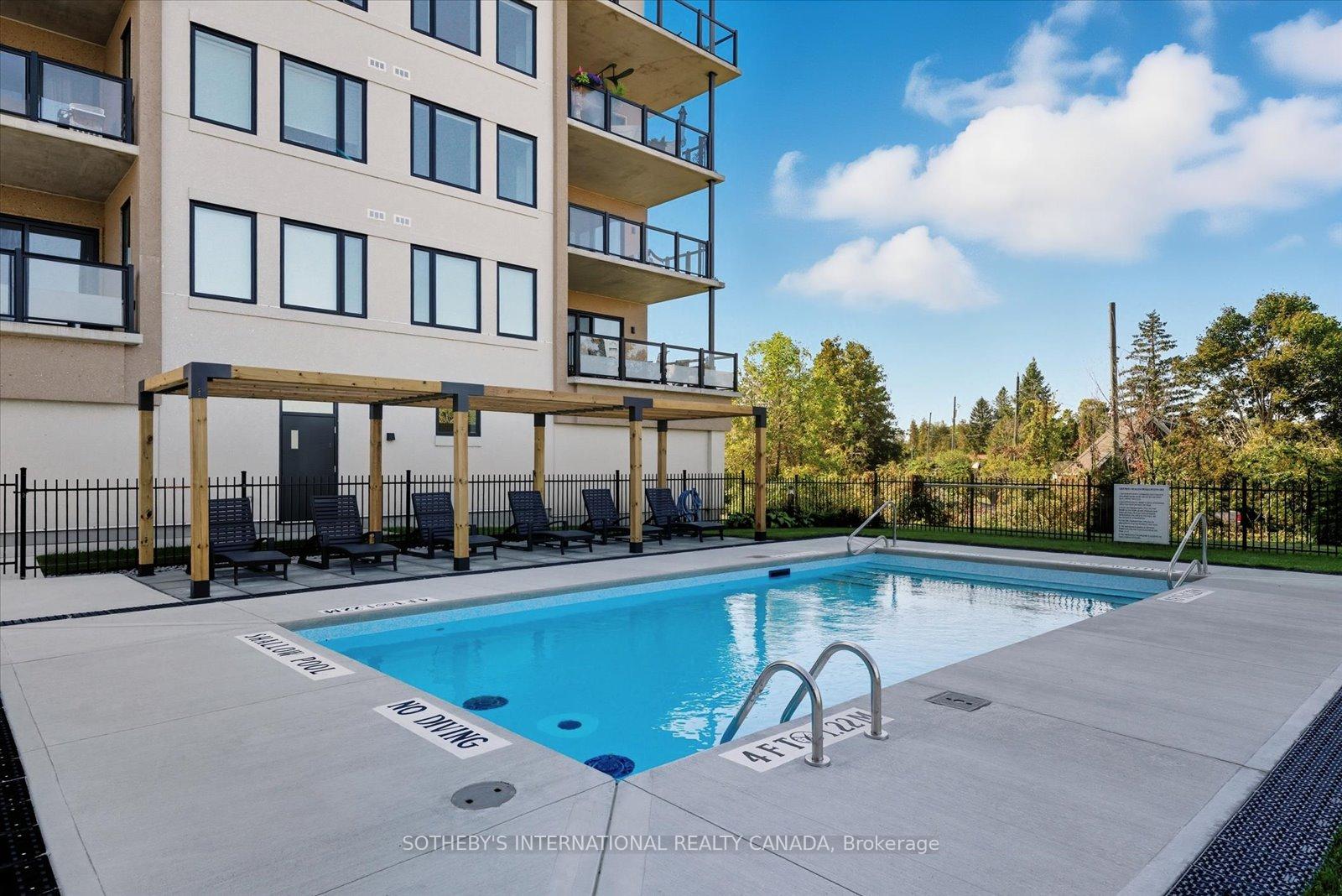 19A West Street N Penthouse 1