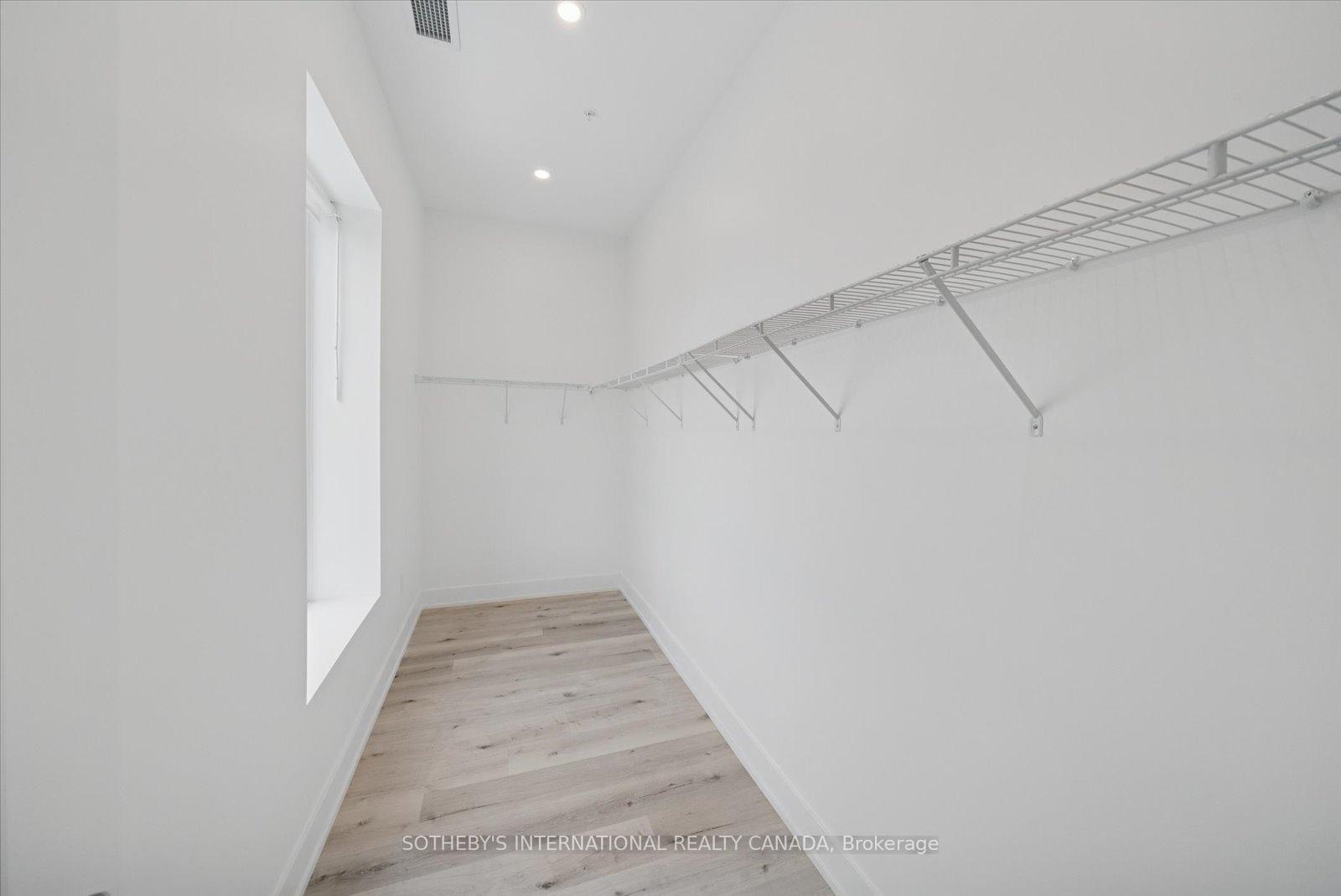 19A West Street N Penthouse 1