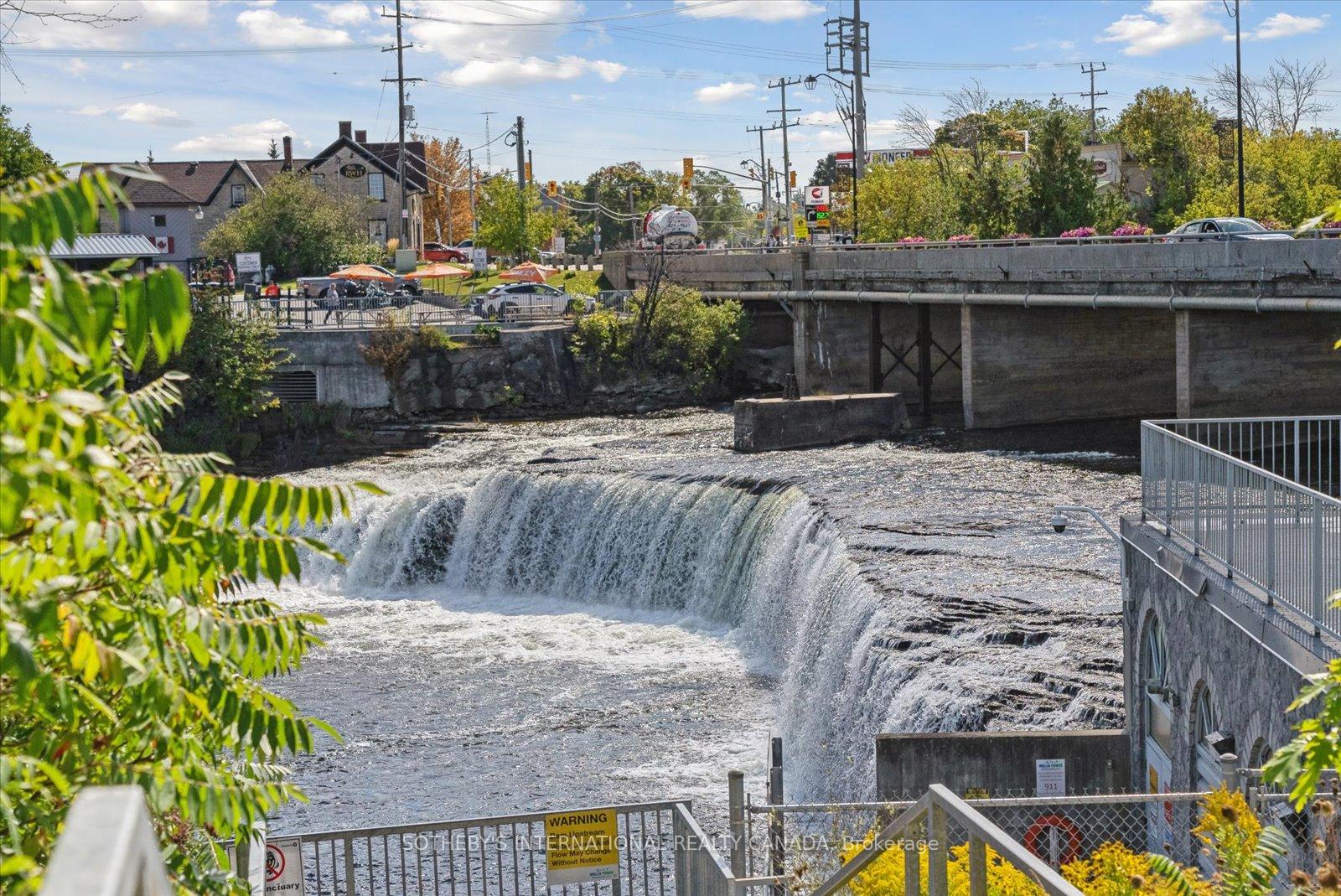 19A West Street N Penthouse 1