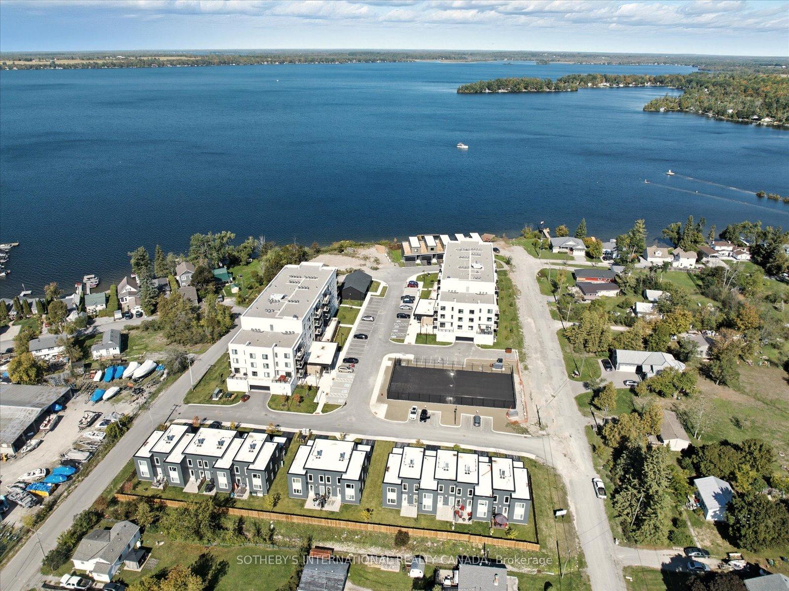 19A West Street N Penthouse 1