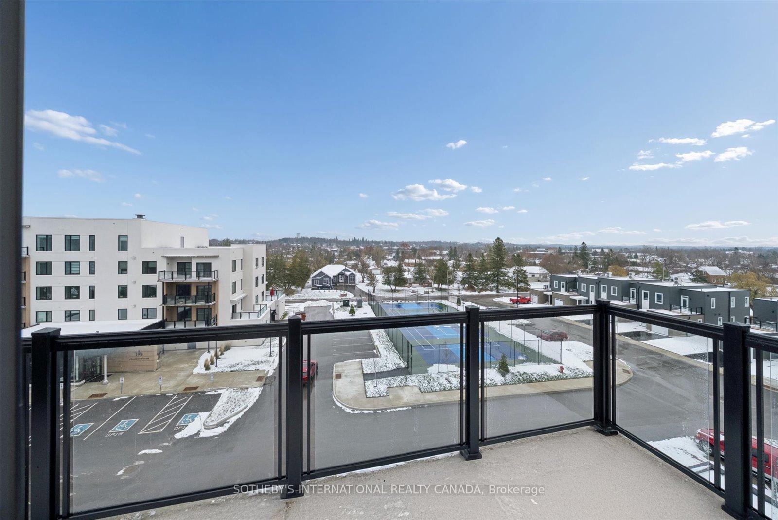 19A West Street N Penthouse 1