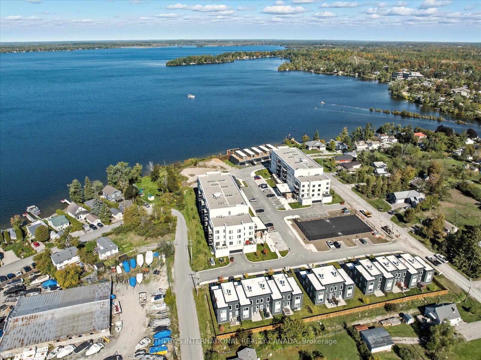 19A West Street N Penthouse 1