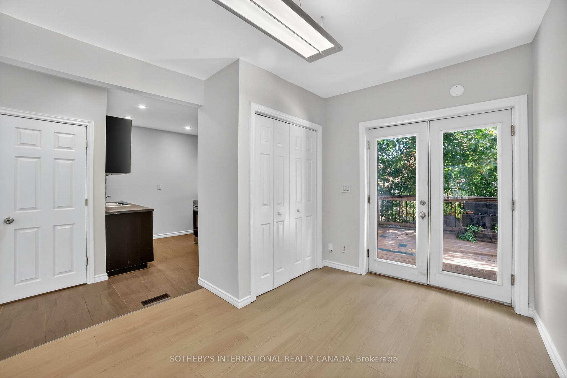 97 Garfield Avenue S