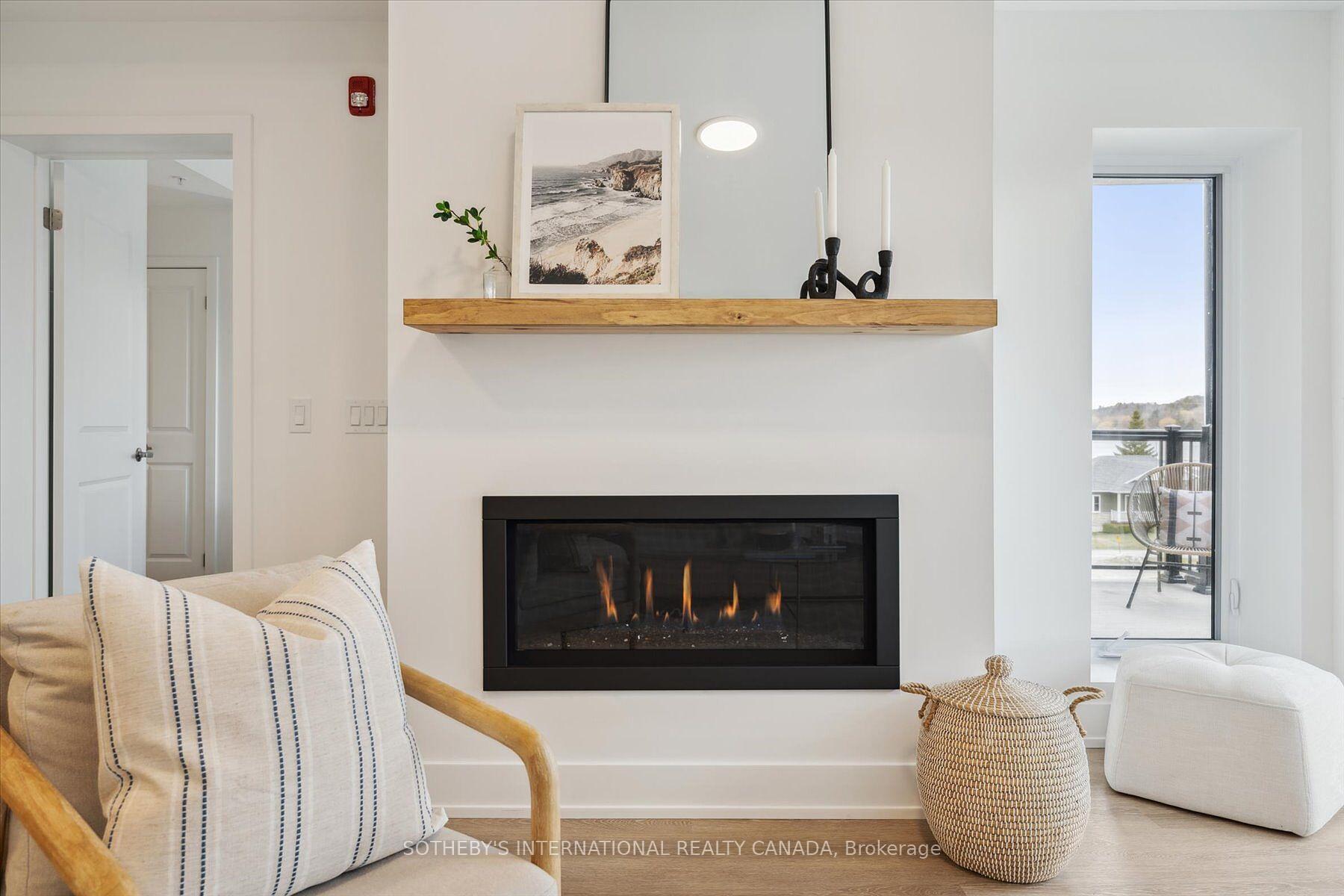 19B West Street N 306