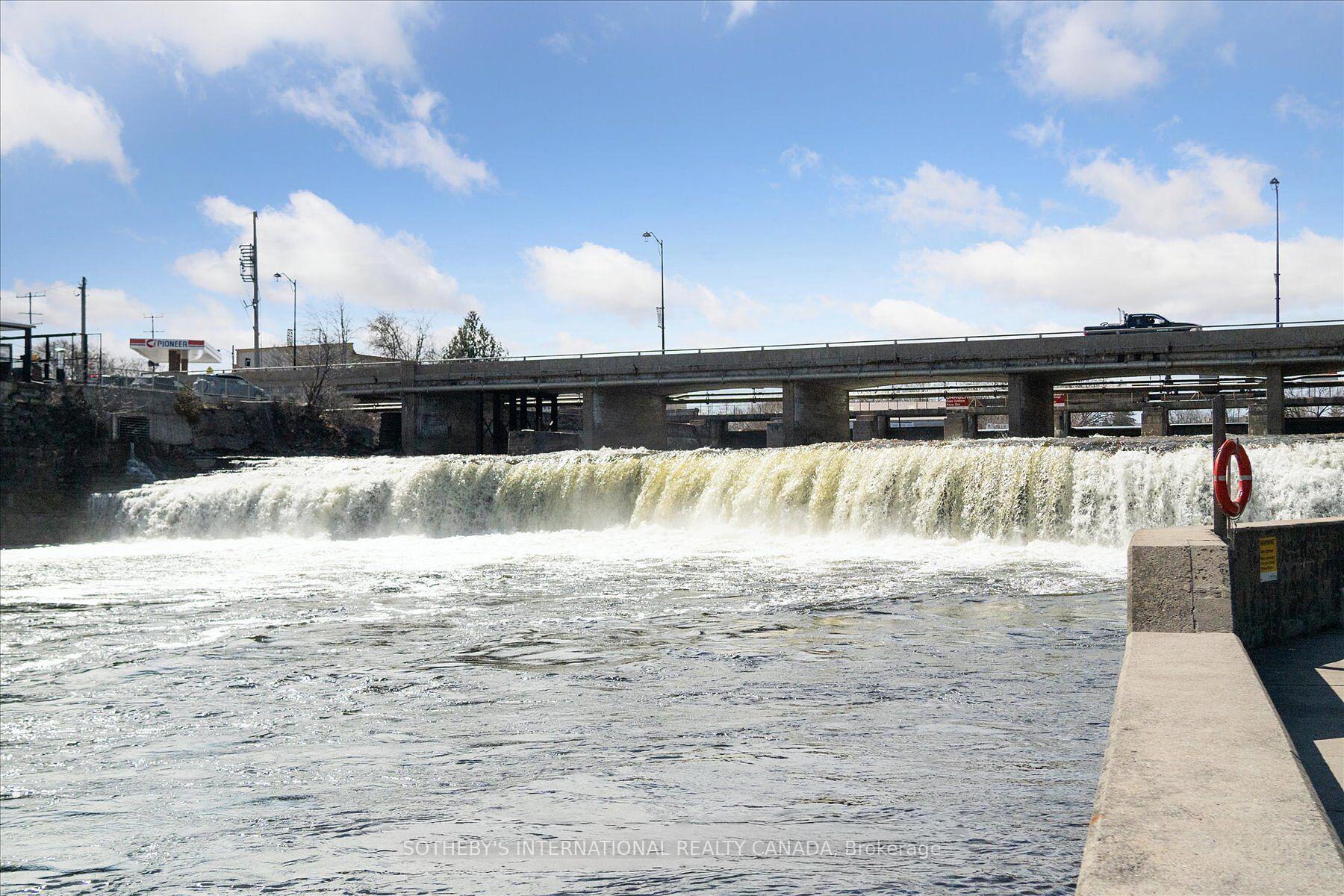 19B West Street N 306