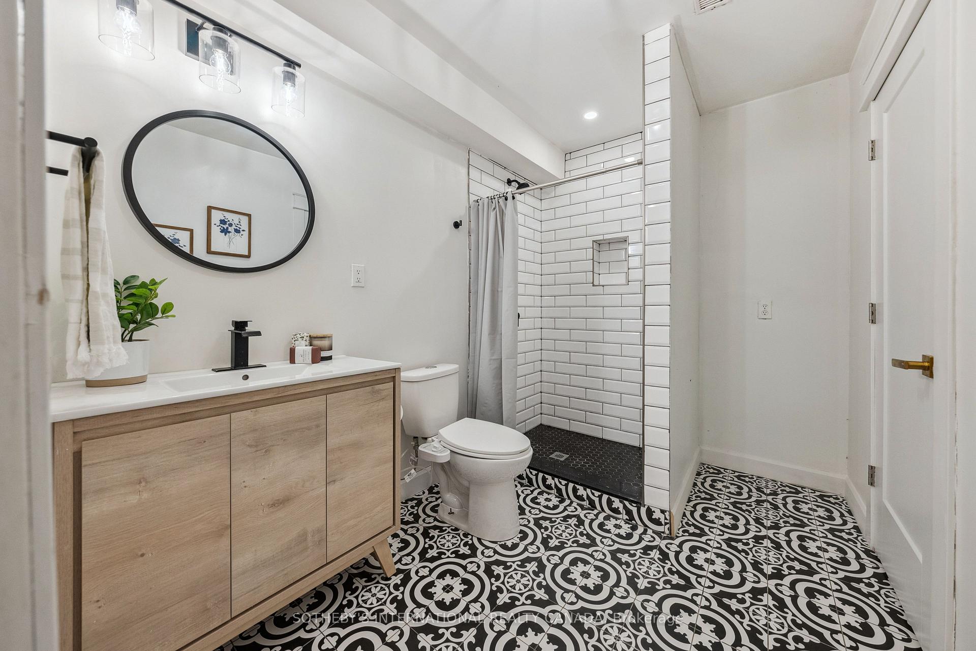 25 Silver Birch Street