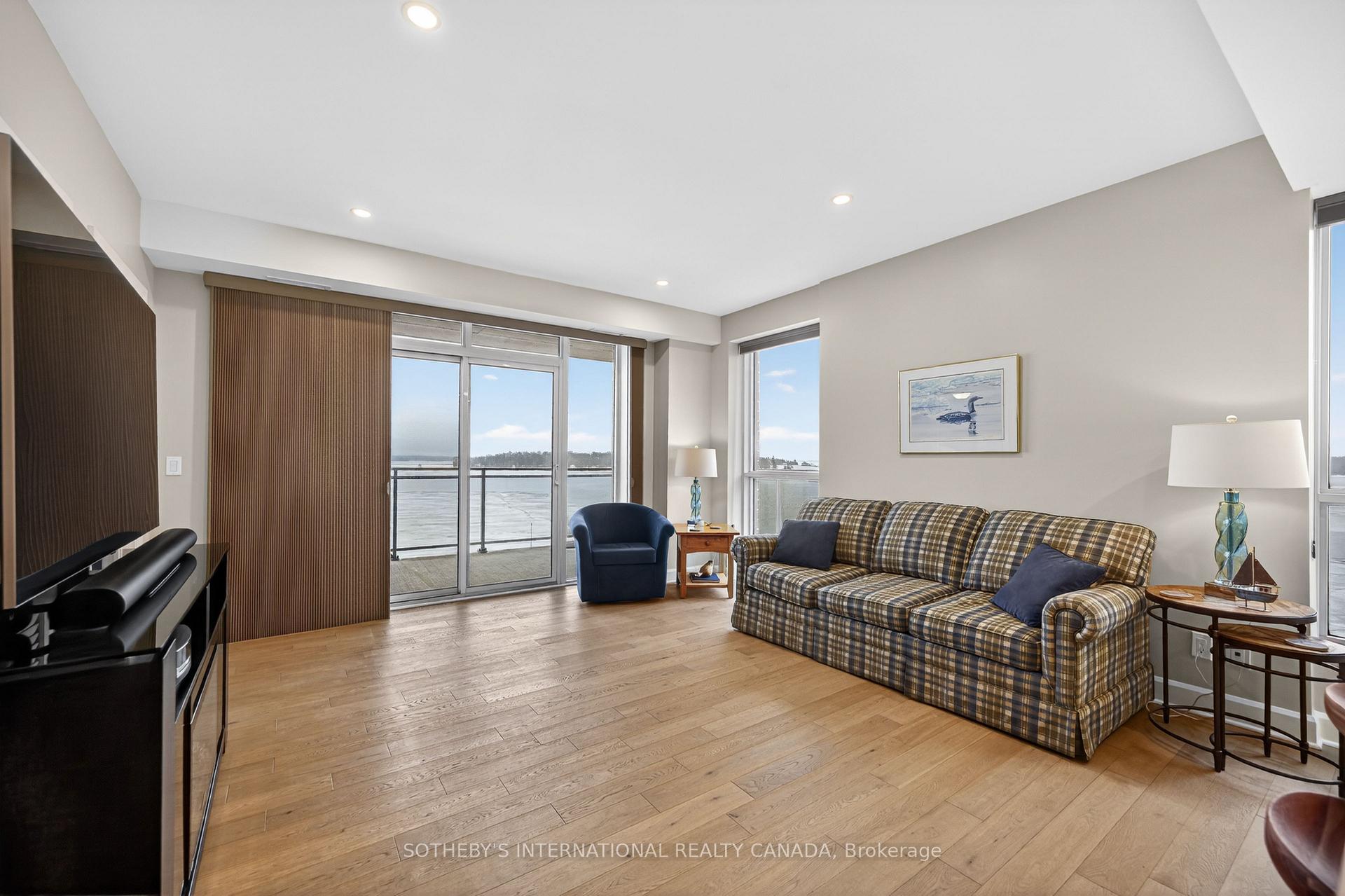 129A South Street 406