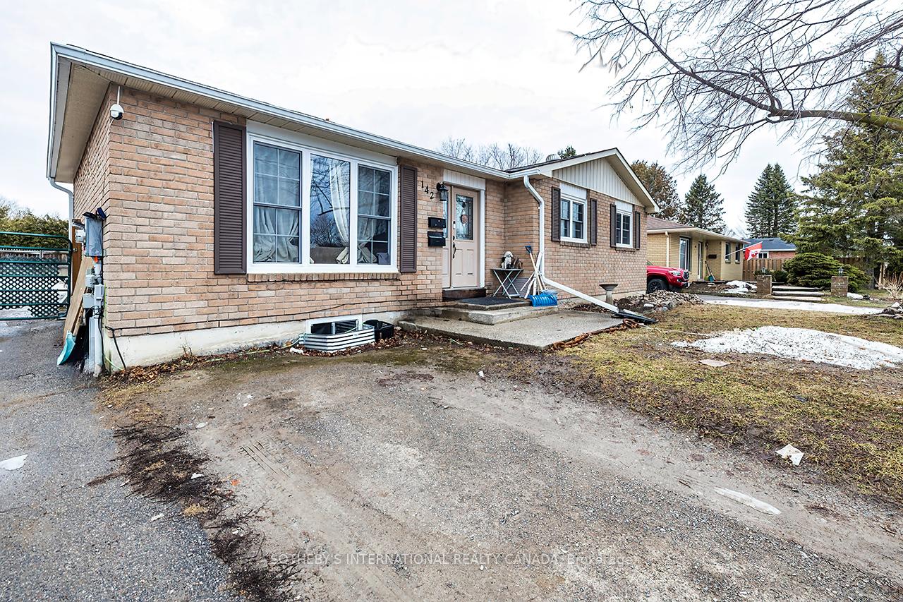 142 Sanderling Crescent N